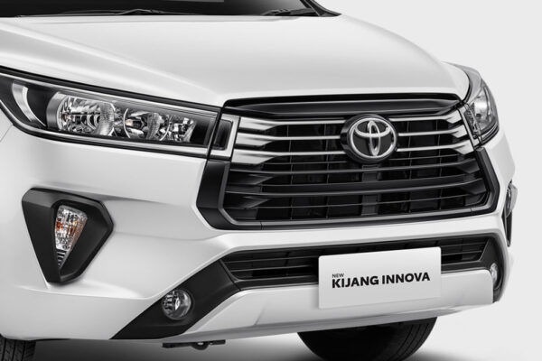 INNOVA REBORN