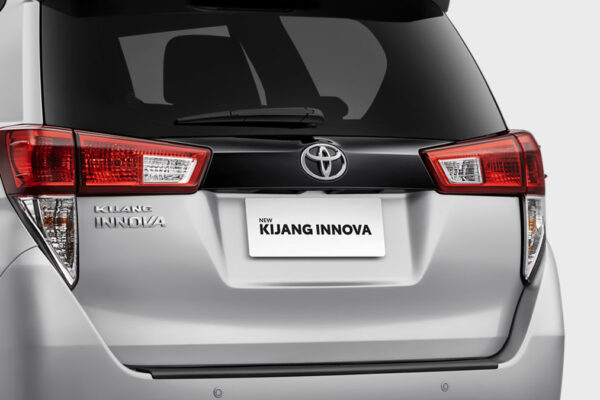 INNOVA REBORN