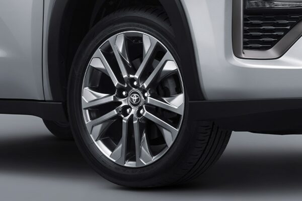 NEW INNOVA ZENIX
