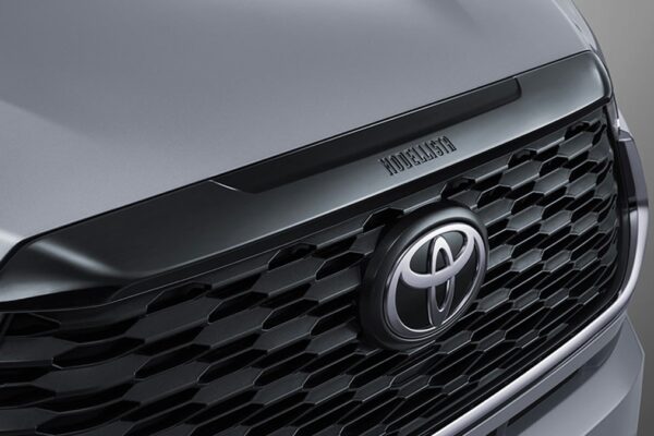 NEW INNOVA ZENIX
