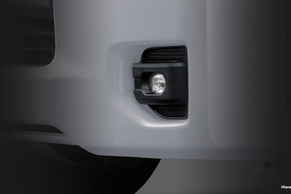 HIACE COMMUTER