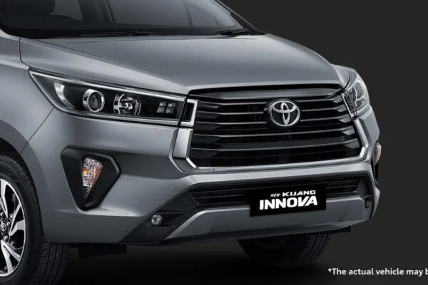 INNOVA REBORN